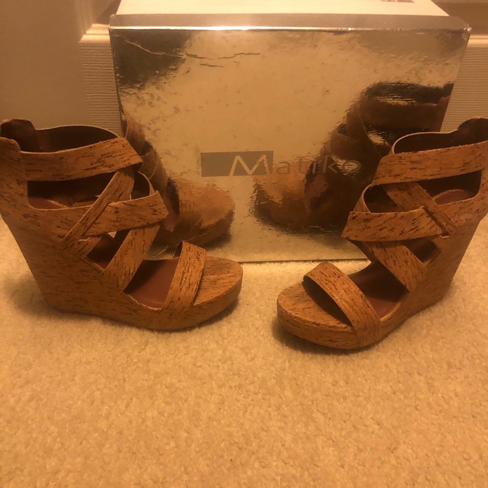 Matiko Women sandal